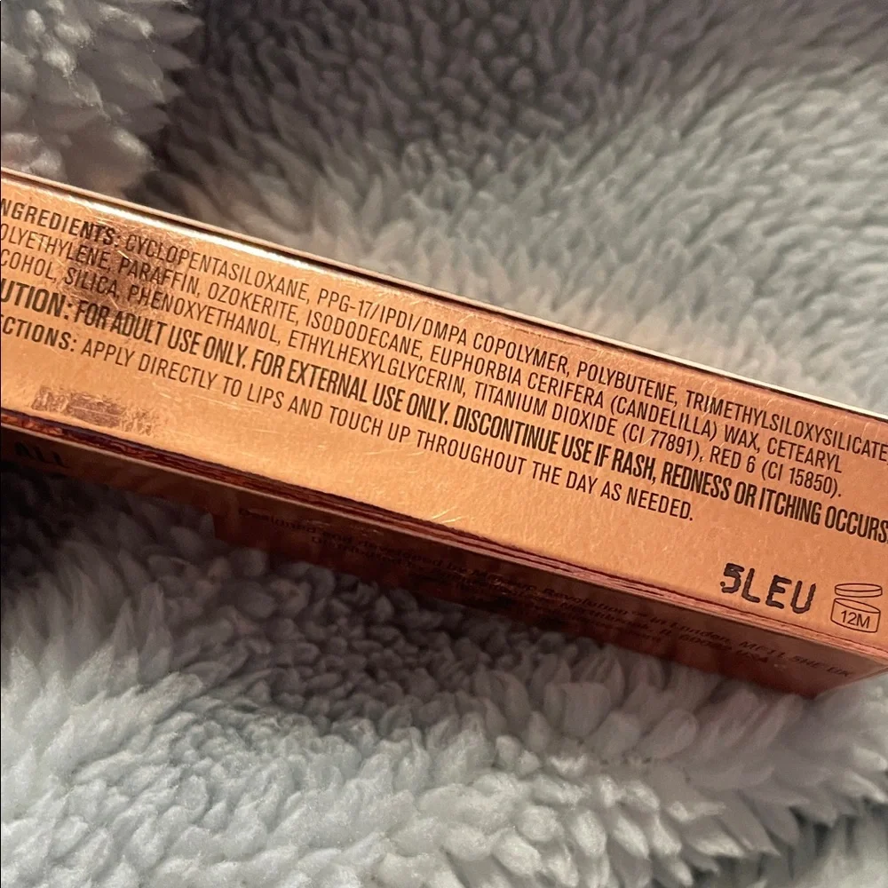 Revolution Salvation Velvet Lip Lacquer - Vivid Coral